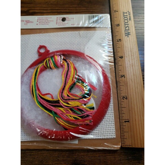 New Berlin Co Christmas Bells 2289 Musical Cross Stitch Ornament Kit Vintage NOS - Picture 4 of 4